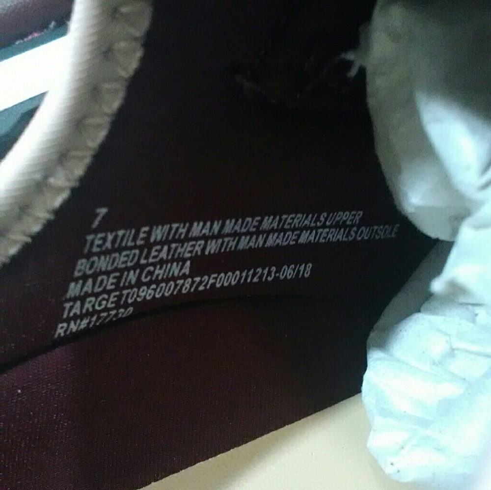 A New Day Deena Burgandy pull on shoes sneakers - Picture 4 of 8